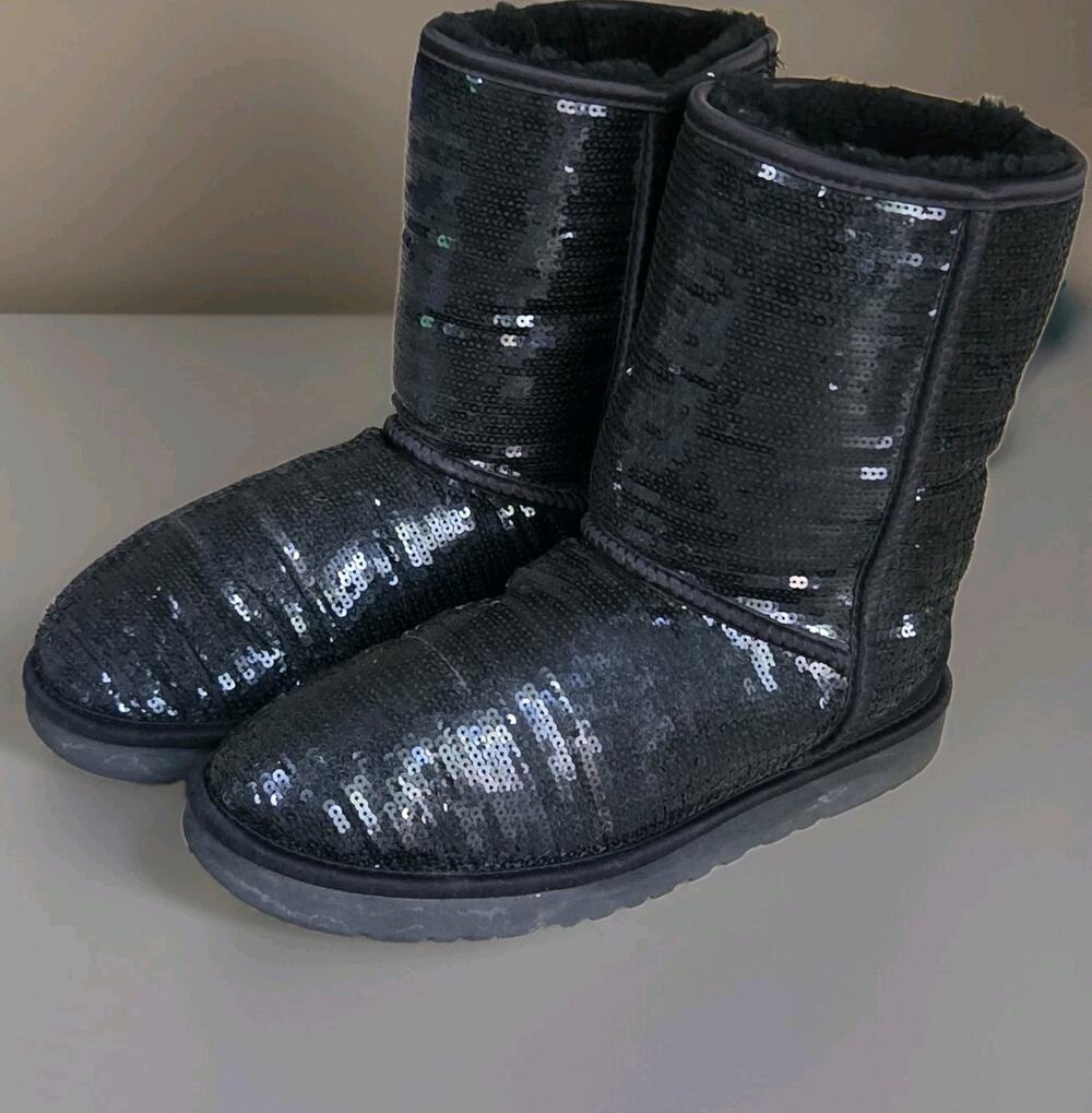 UGG Classic Short Sequin Boots 3161 Sparkles Womens US 11 Black Sheepskin